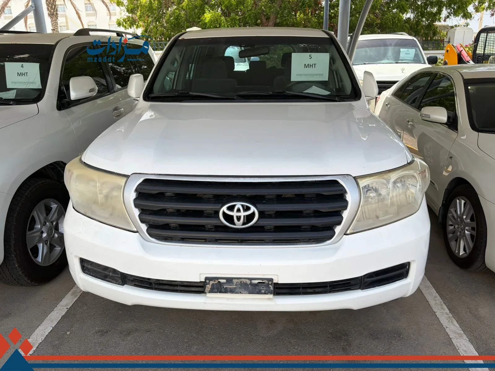 5- Toyota Land Cruiser - 2