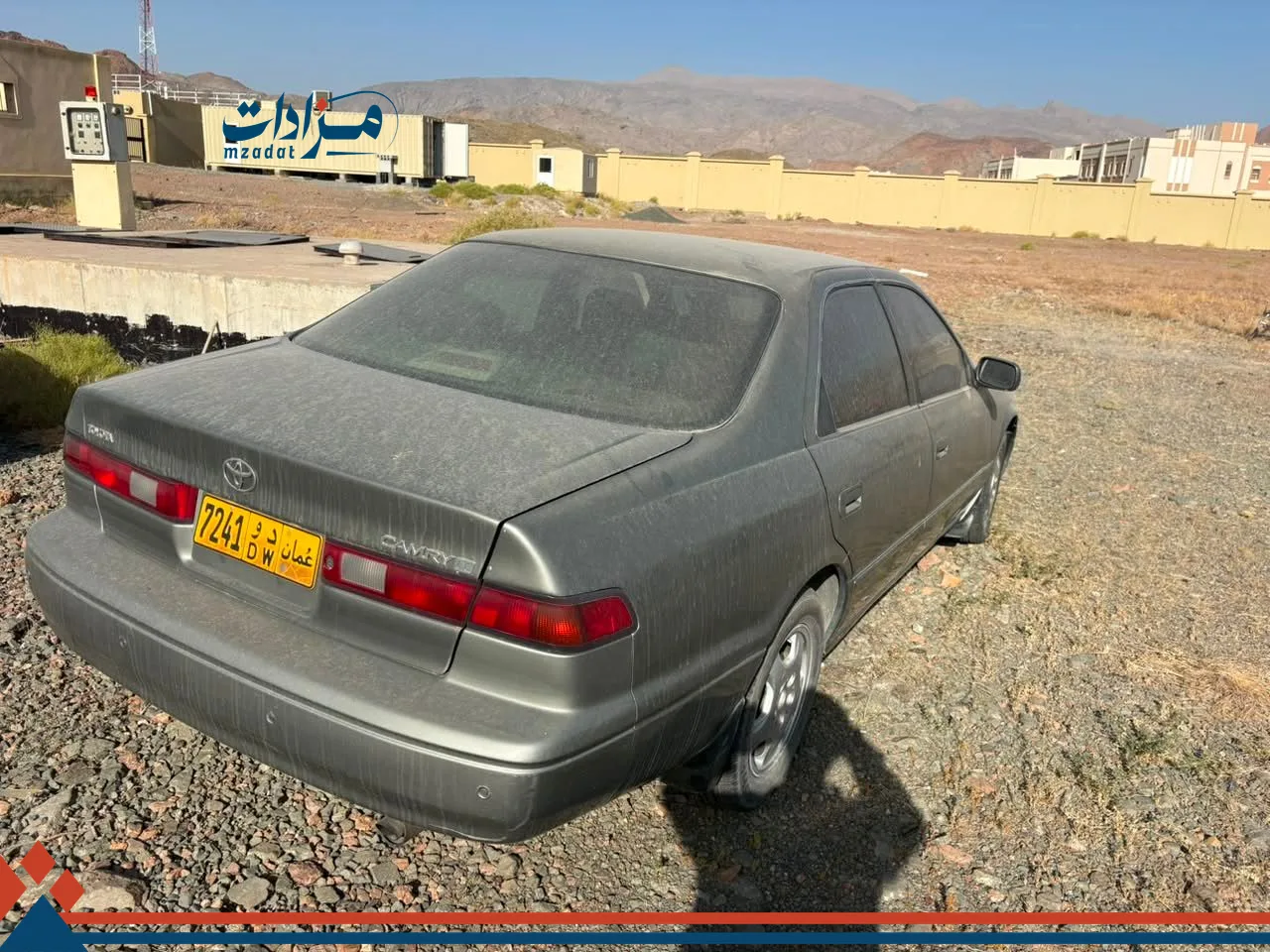 33- Toyota Camry - 4