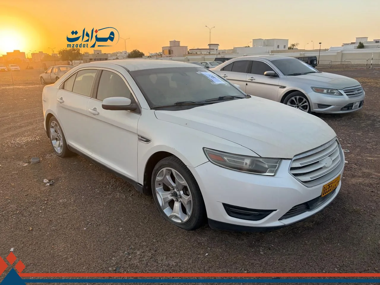 24- Ford Taurus - 1