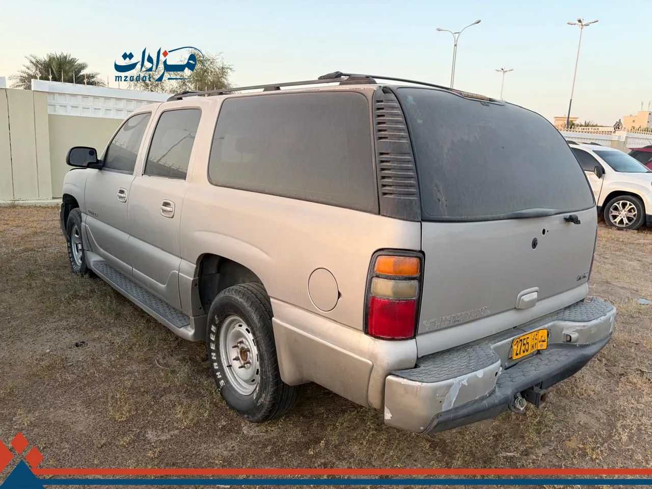 26- GMC Suburban - 3