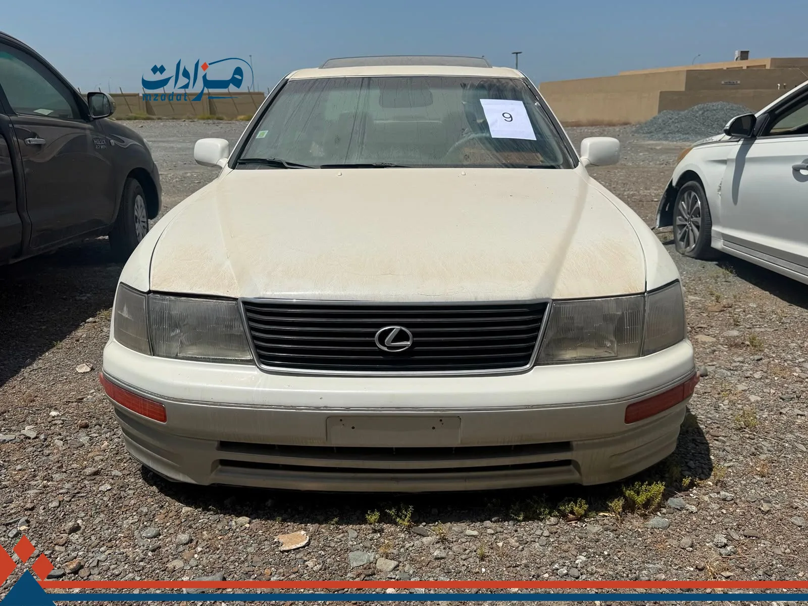 9- Lexus LS 400 - 3