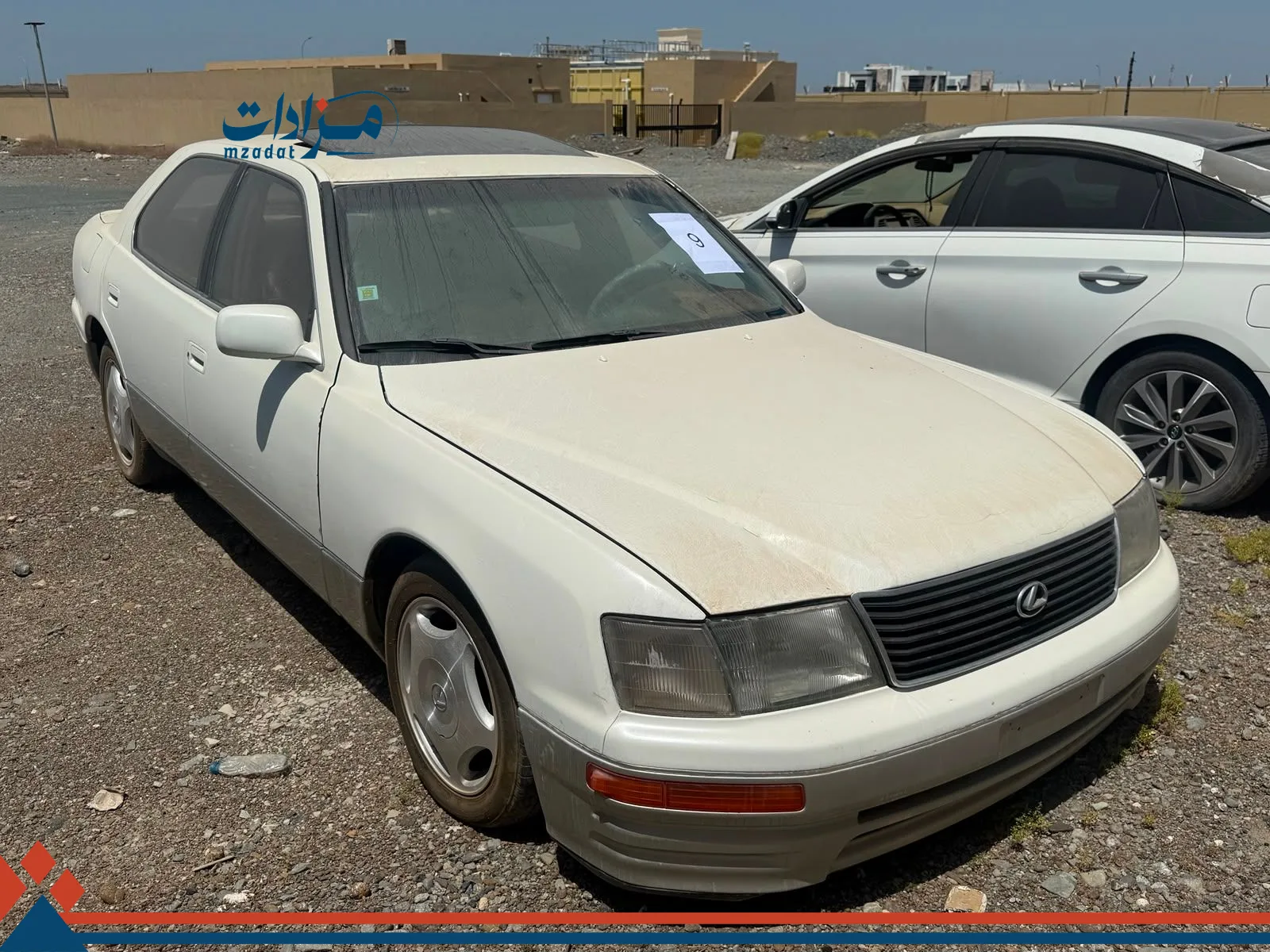 9- Lexus LS 400 - 4