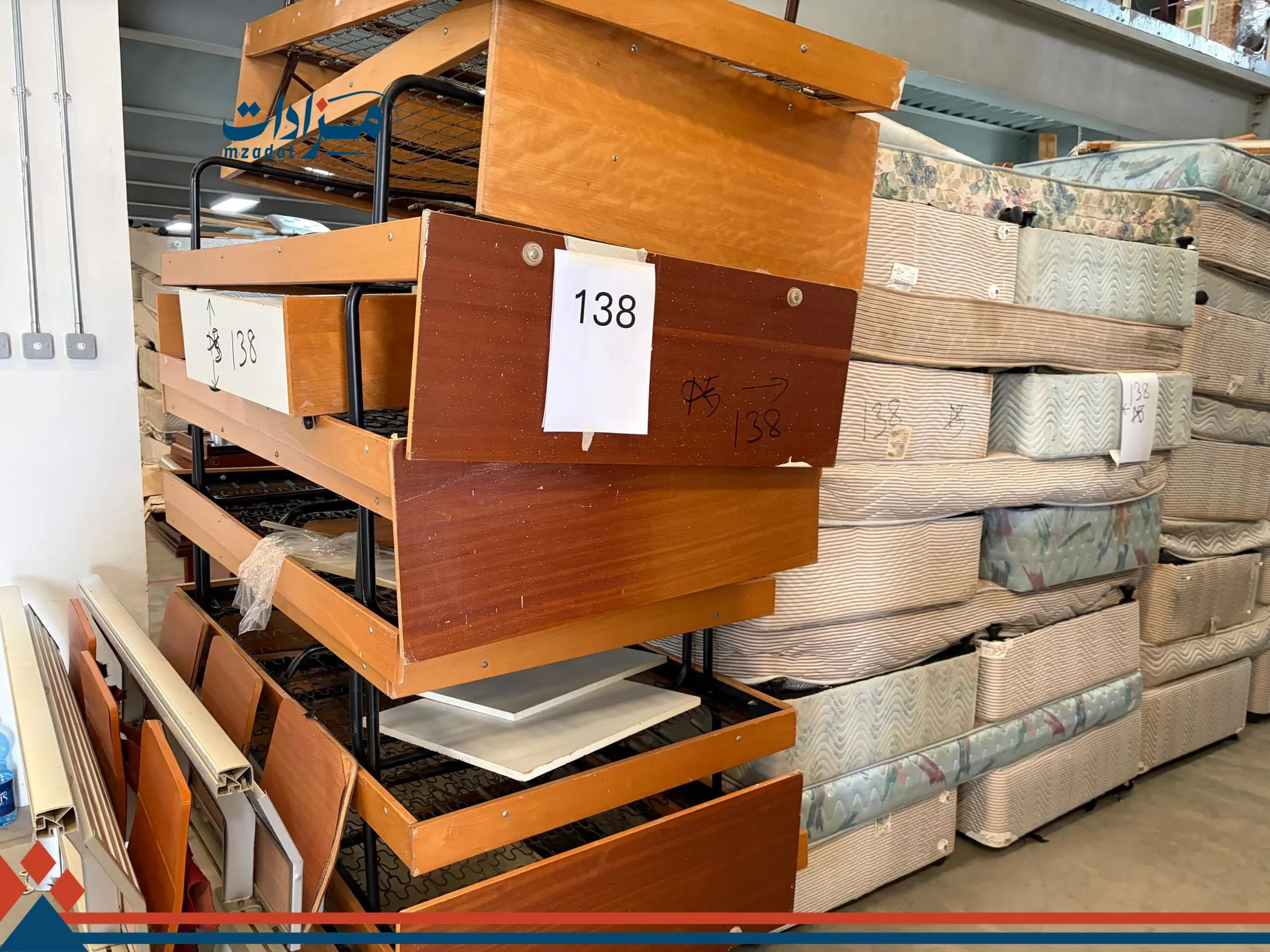 138. wooden bed base(10)+Single bed base(10) + single mattress(10)+single head board(10)