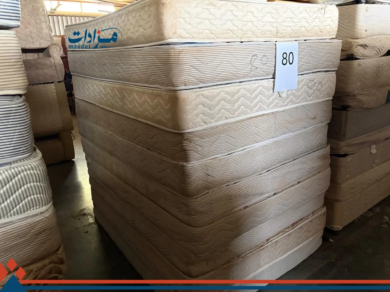 80. Double bed base(5) + double mattress(5)+ double head board(5)