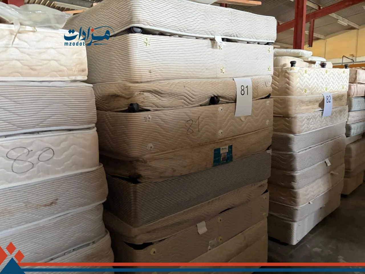 81. Double bed base(5) + double mattress(5)+ double head board(5)