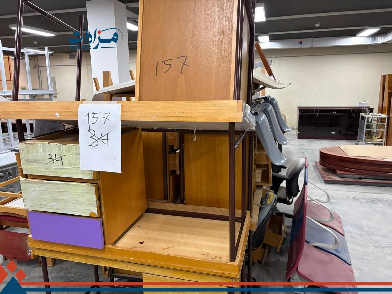 157. Dressing table (11) +  Dining chair(8)+ Link chair (2)+Easy chair (8)+ Square table(3)+ Office arm Chair (2)