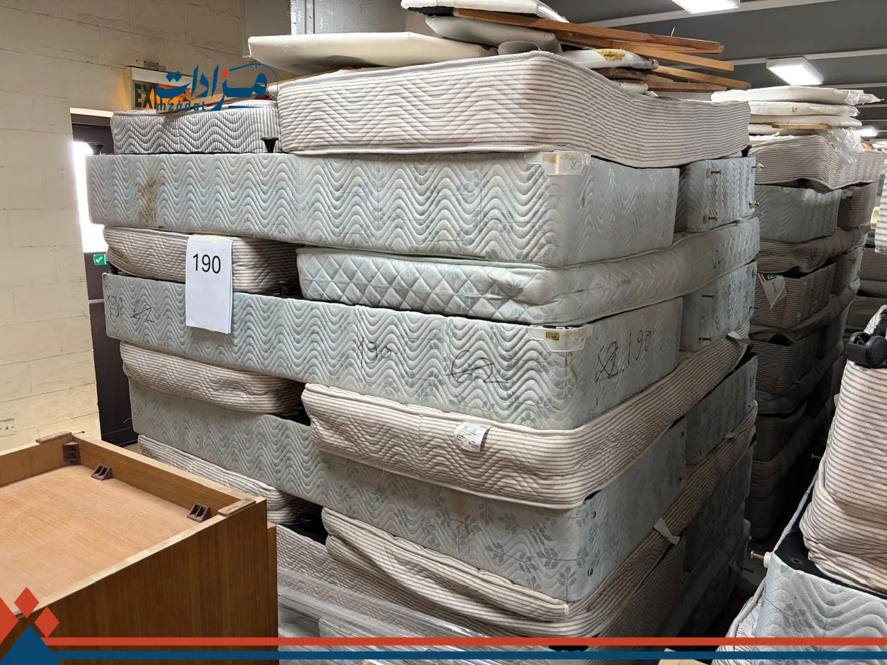 190. Single bed base(10) + single mattress(10)+single head board(5)