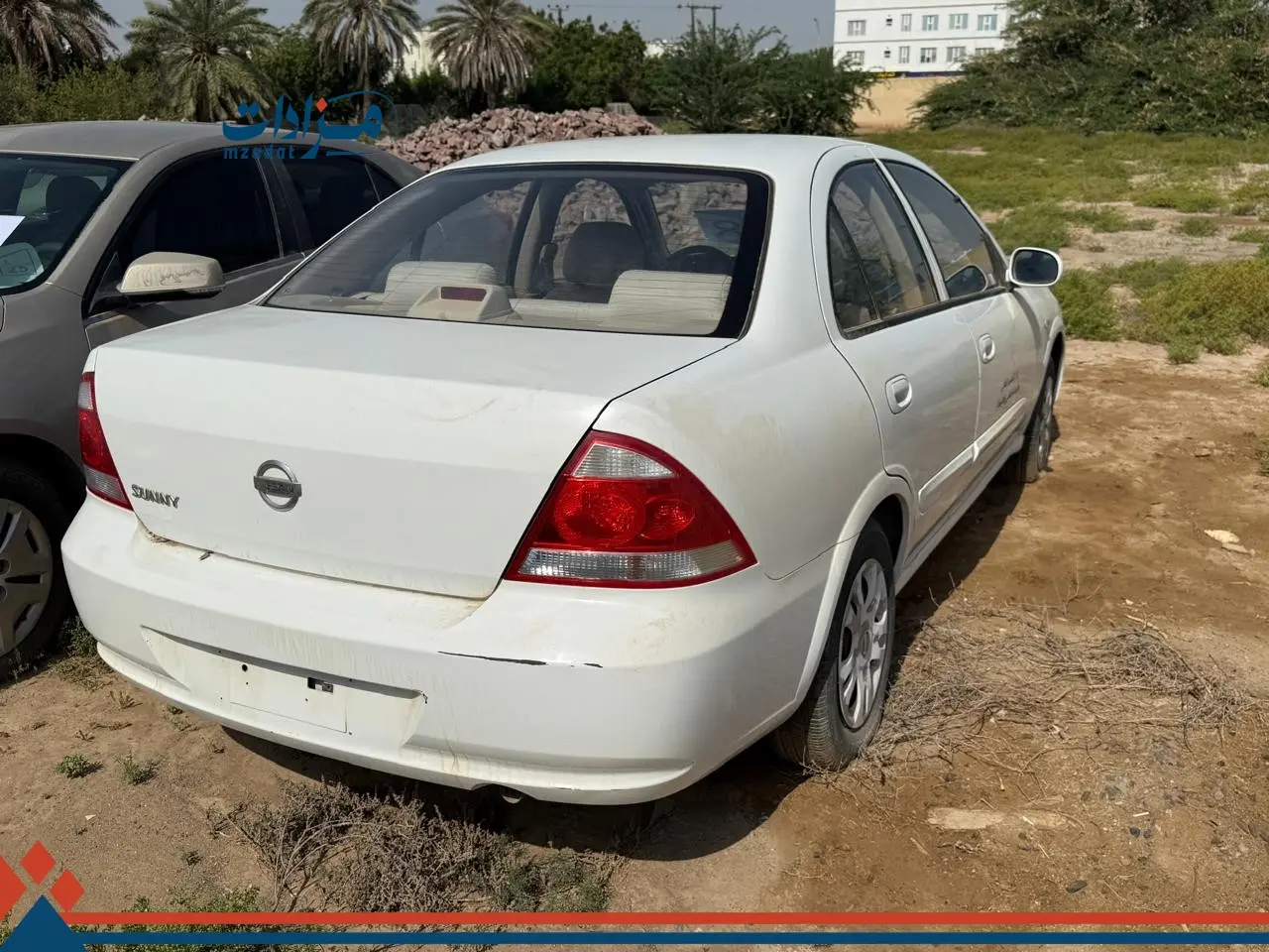 8- Nissan Sunny - 3