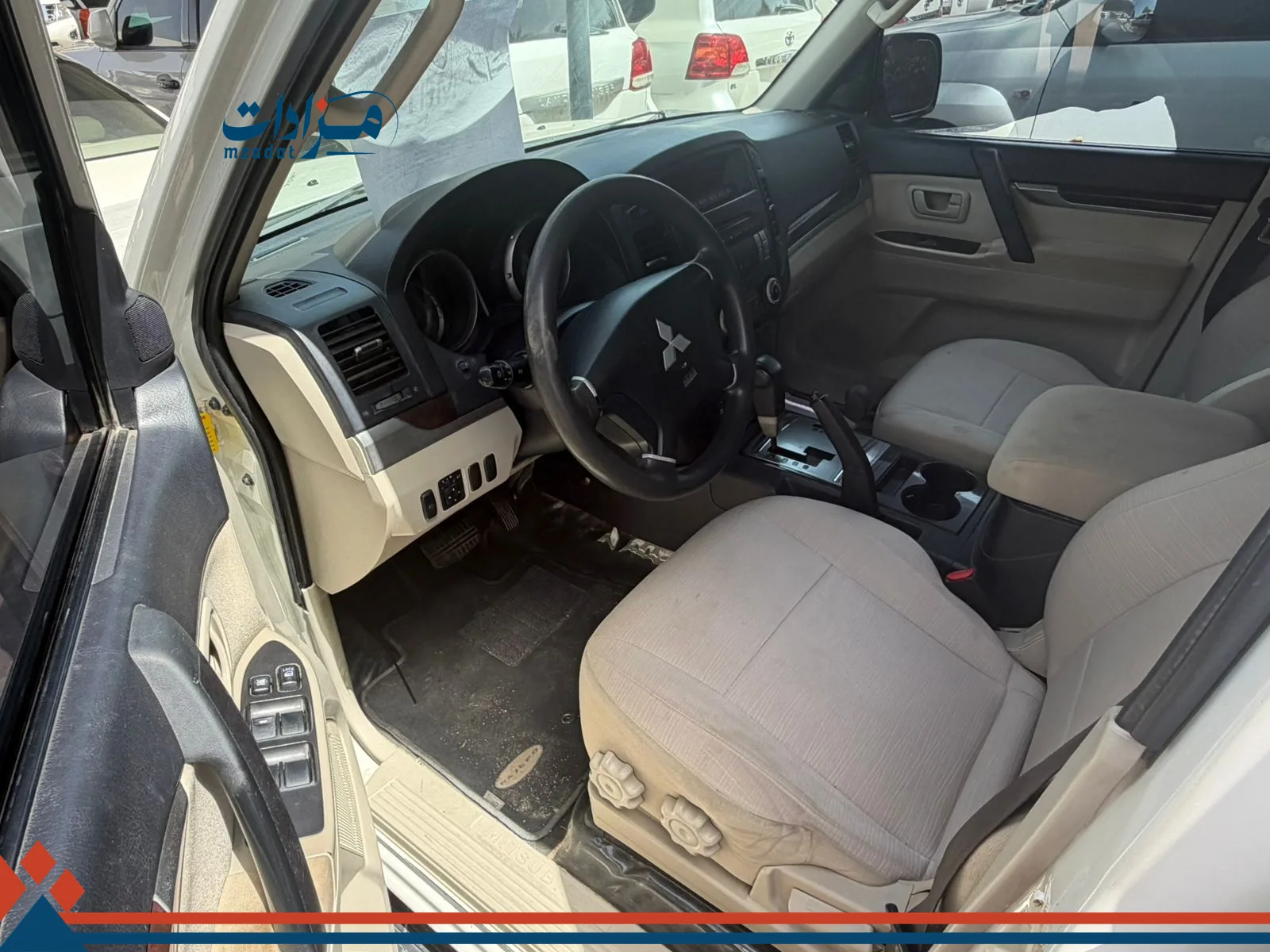 11- Mitsubishi Pajero - 6