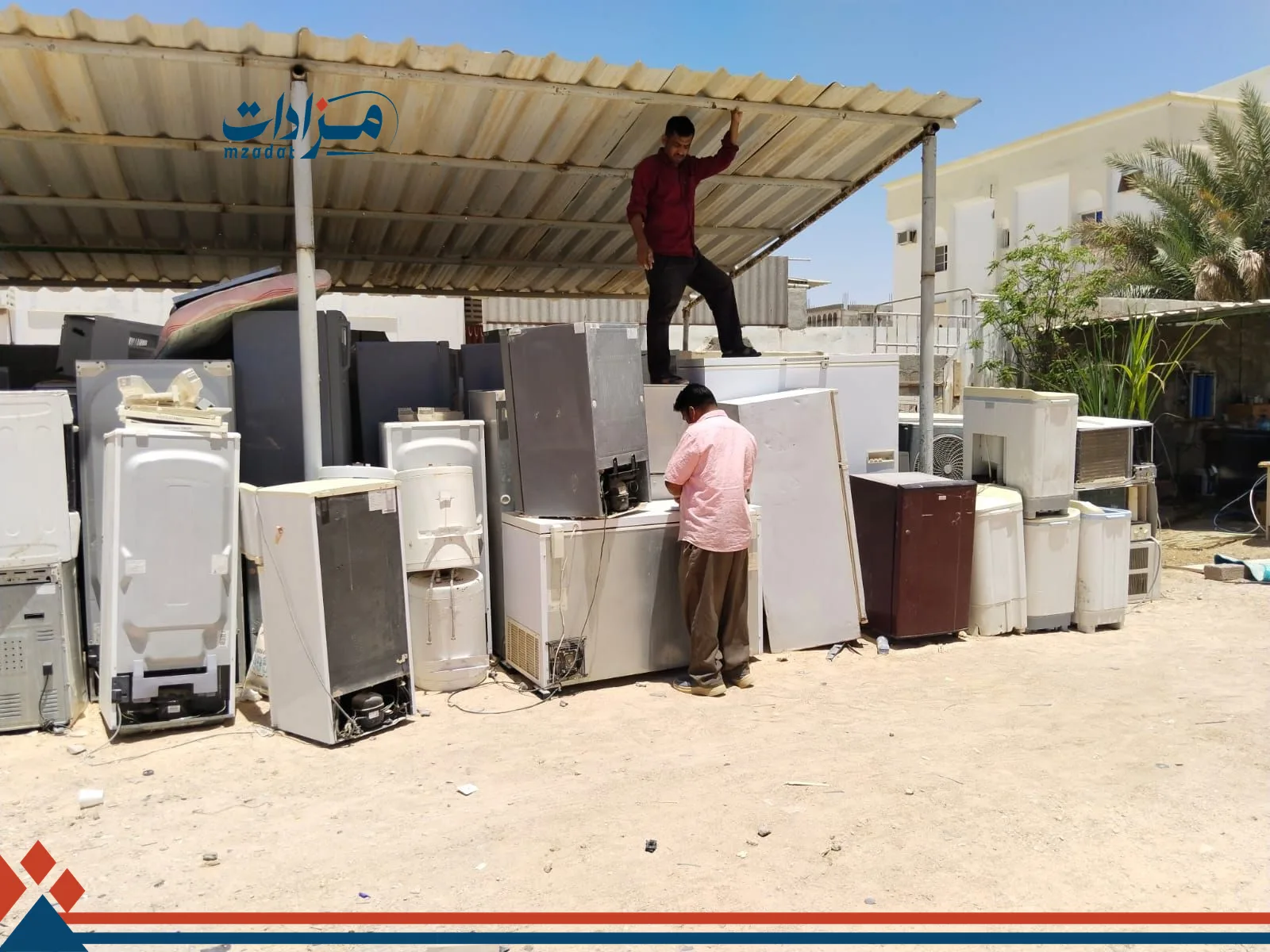 Used air conditioners, furniture, used electronics, and student desks - 6