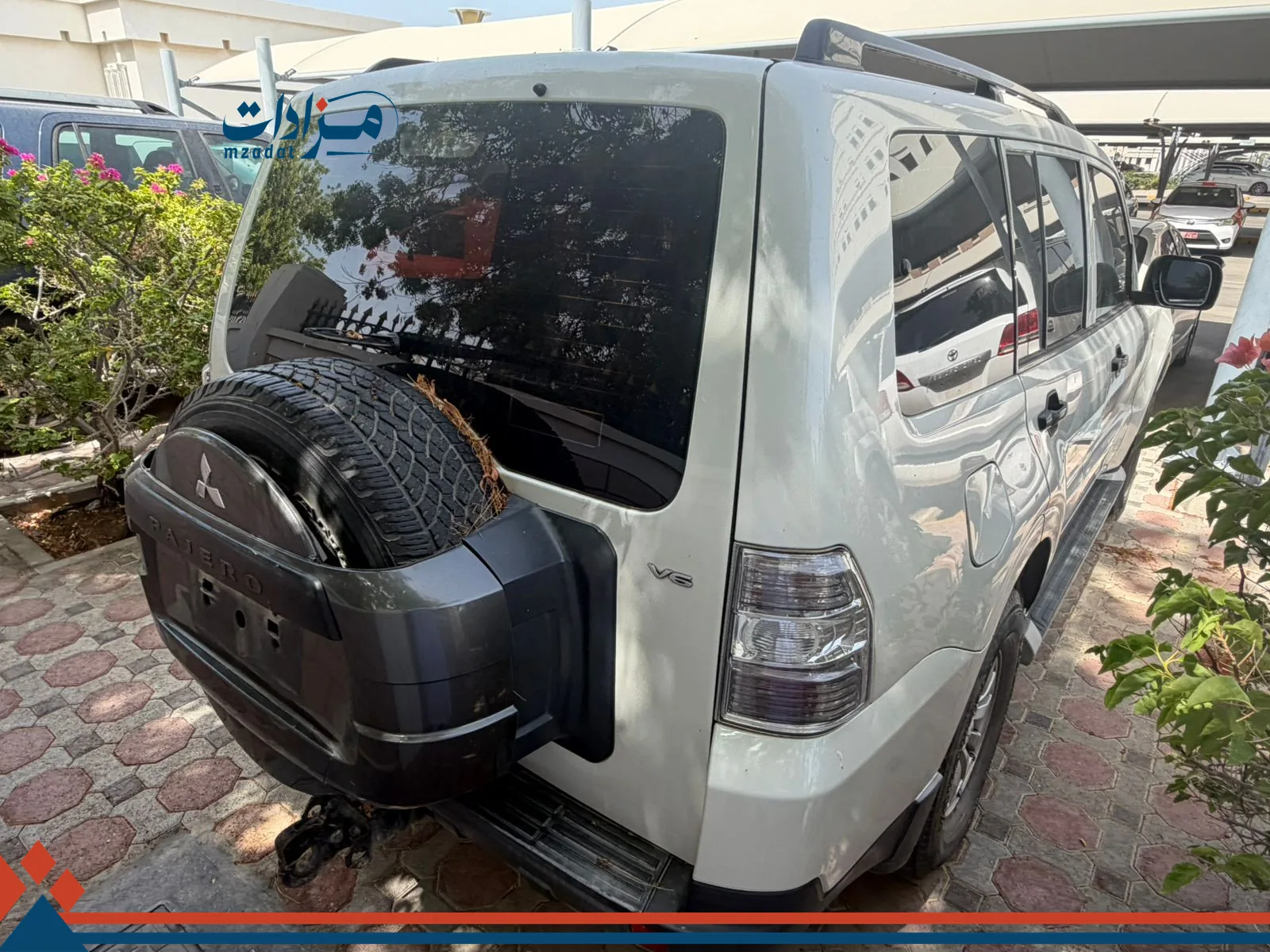 11- Mitsubishi Pajero - 8