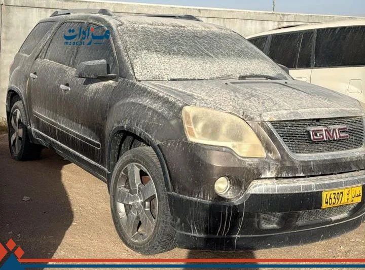 45- GMC Acadia (SUV) - 2